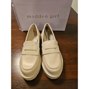 MADDEN GIRL‎ MANORR LUG LOAFERS NATURAL/IVORY SZ 6 MEDIUM Chunky